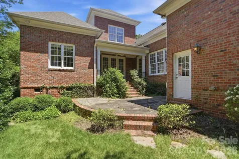 212 Hawthorne Park Avenue Belmont NC 28012