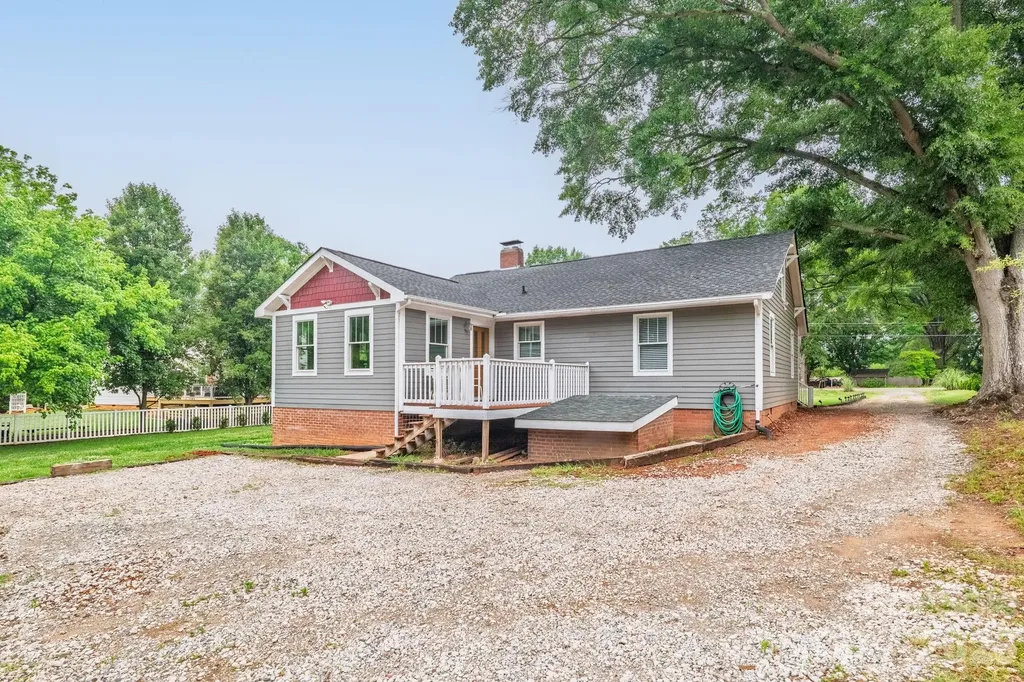 213 Nixon Road Belmont NC 28012