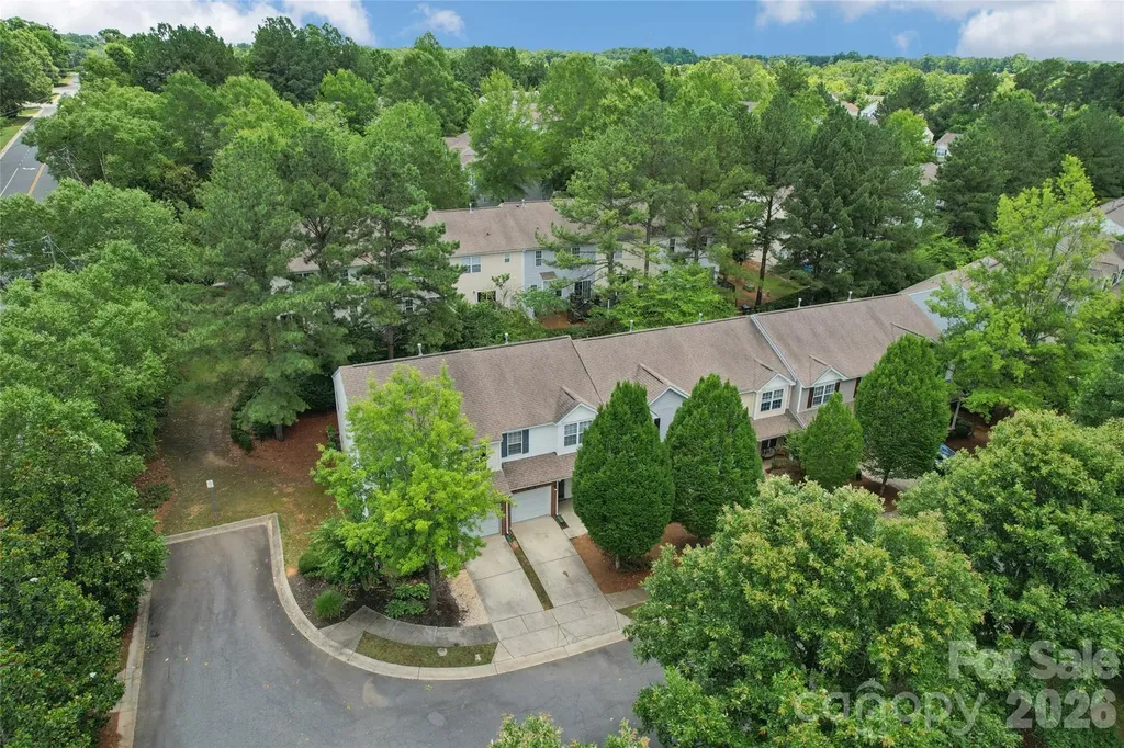 15409 Tully House Court Charlotte NC 28277