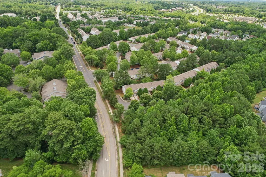 15409 Tully House Court Charlotte NC 28277