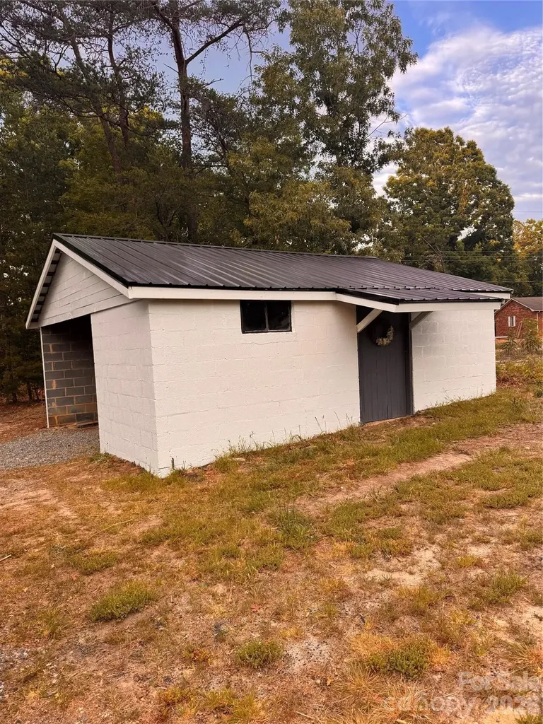 2431 Burke Memorial Park Road Valdese NC 28690