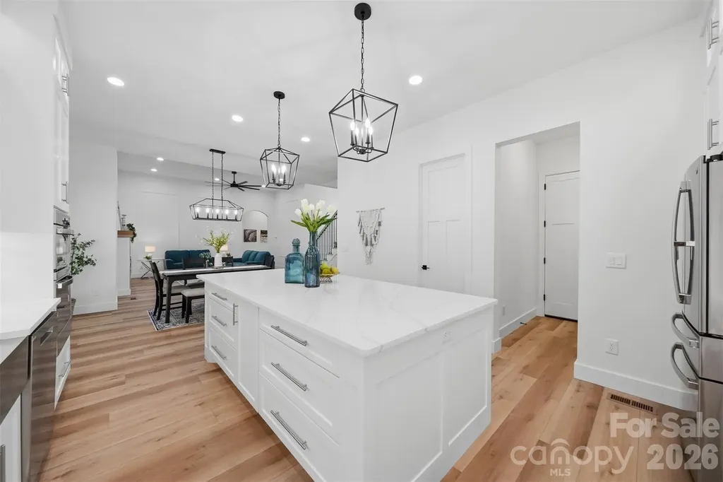 3802 Lyle Creek Avenue NE Conover NC 28613