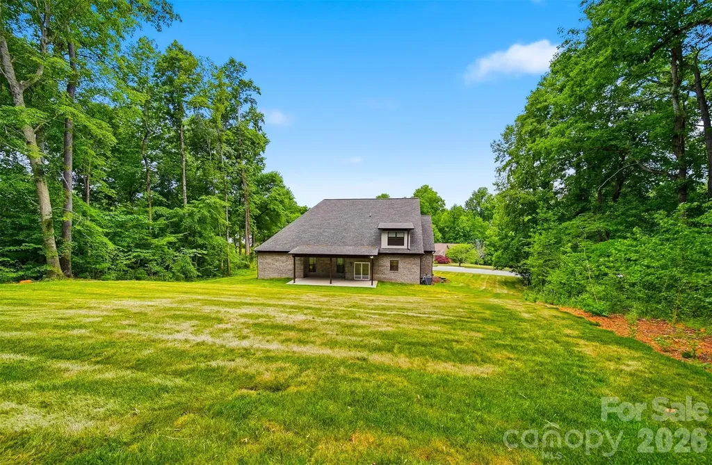 3802 Lyle Creek Avenue NE Conover NC 28613