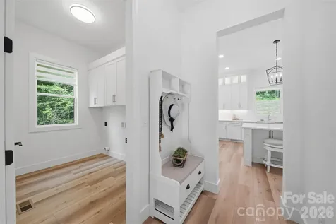 3802 Lyle Creek Avenue NE Conover NC 28613
