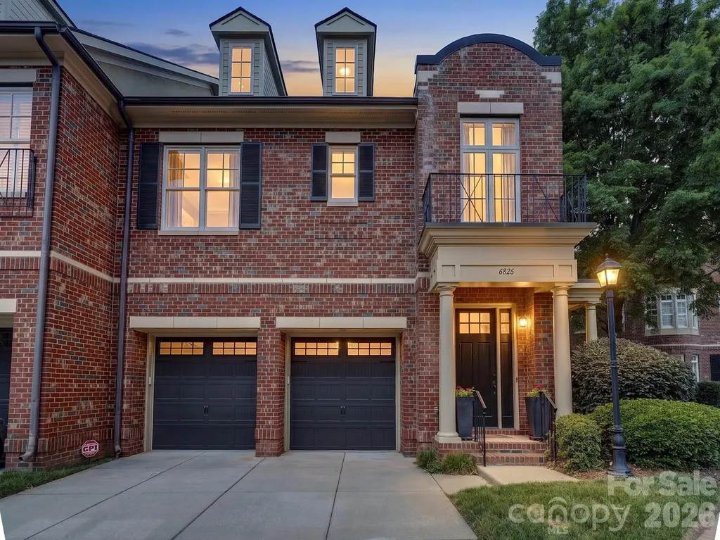 6826 Louisburg Square Lane Charlotte NC 28210