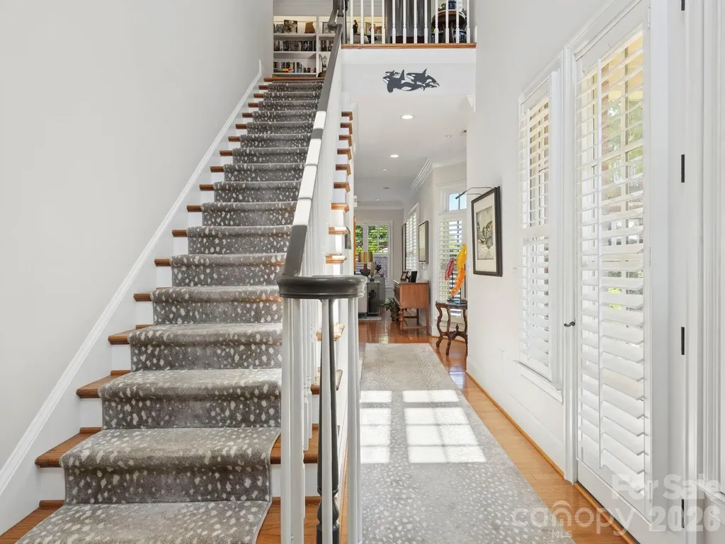 6826 Louisburg Square Lane Charlotte NC 28210