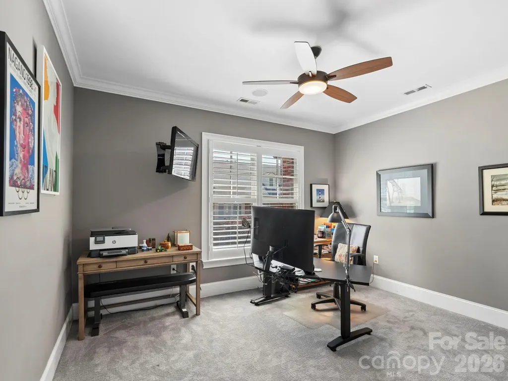 6826 Louisburg Square Lane Charlotte NC 28210