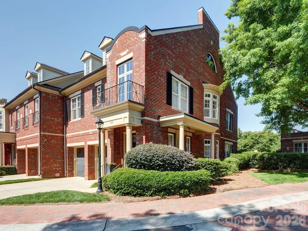 6826 Louisburg Square Lane Charlotte NC 28210