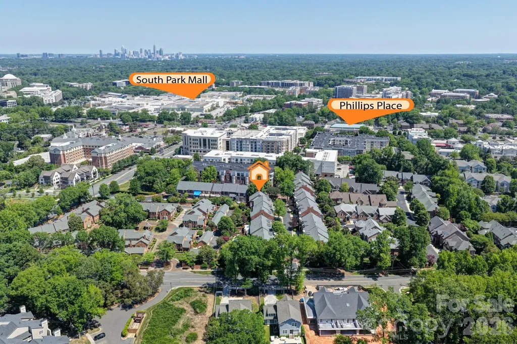 6826 Louisburg Square Lane Charlotte NC 28210