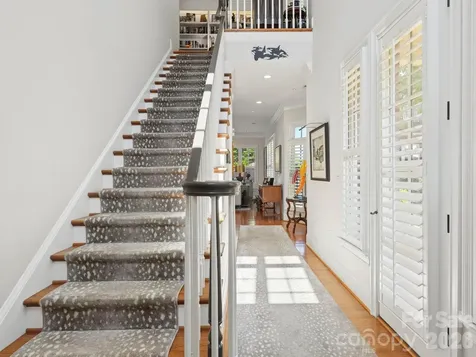 6826 Louisburg Square Lane Charlotte NC 28210
