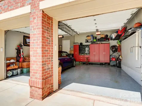 6826 Louisburg Square Lane Charlotte NC 28210
