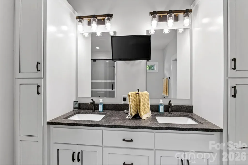 116 Maplewood Court Hudson NC 28638