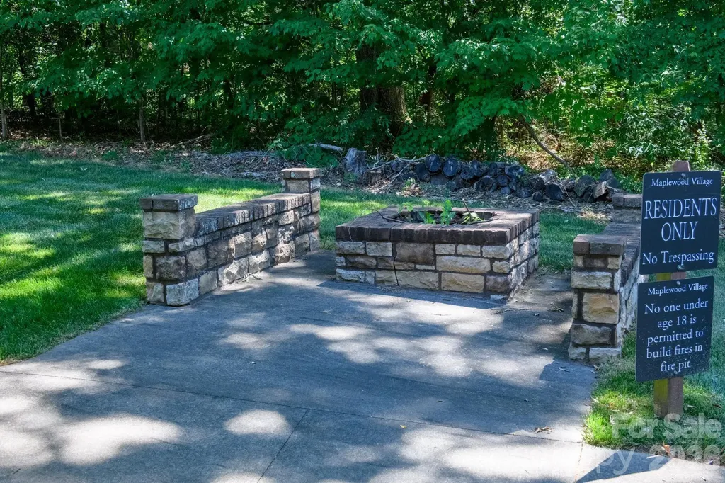 116 Maplewood Court Hudson NC 28638
