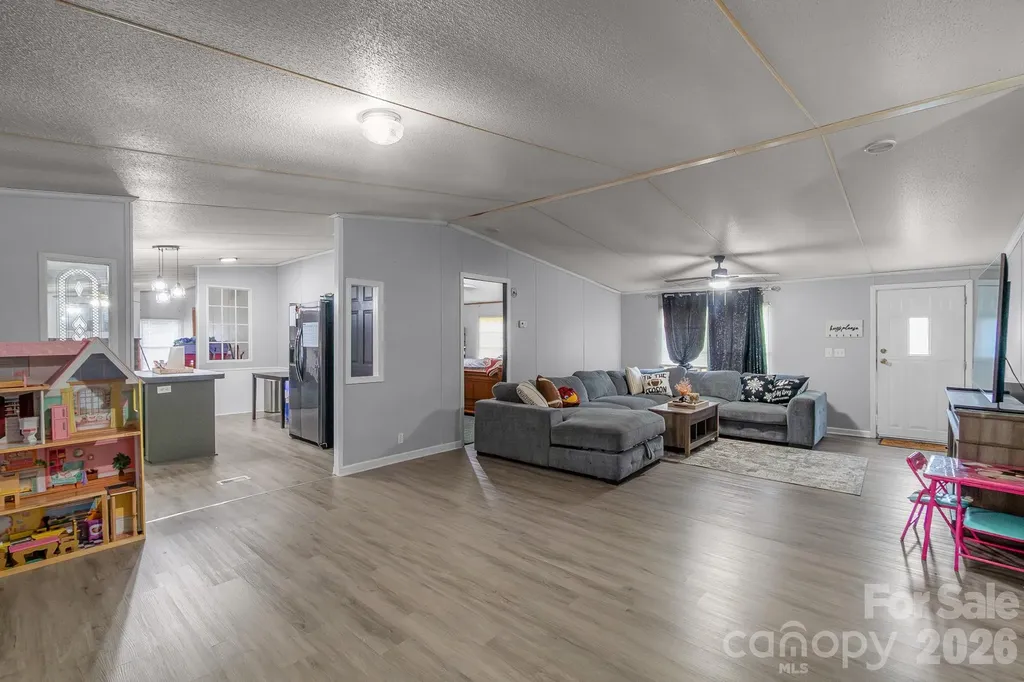 1046 Mckinney Lane Lancaster SC 29720