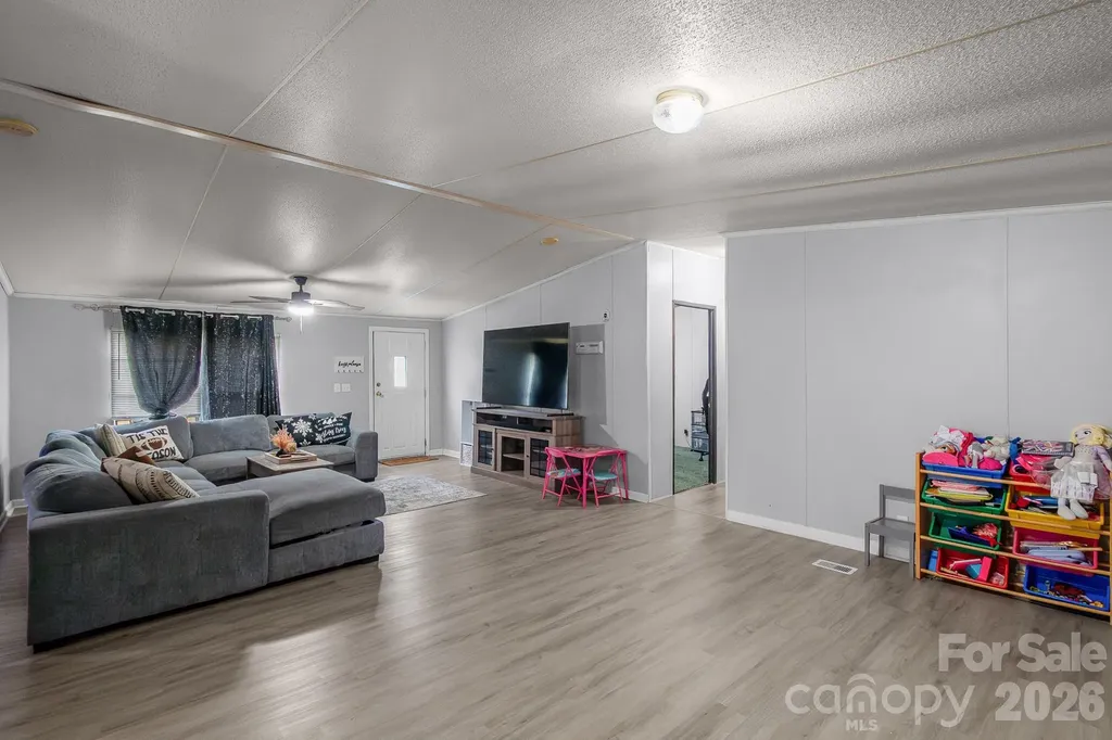 1046 Mckinney Lane Lancaster SC 29720