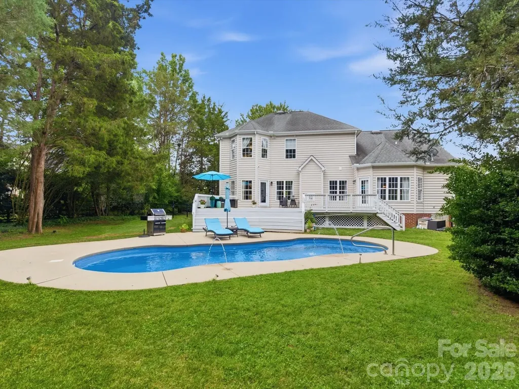 8603 Tintinhull Lane Waxhaw NC 28173