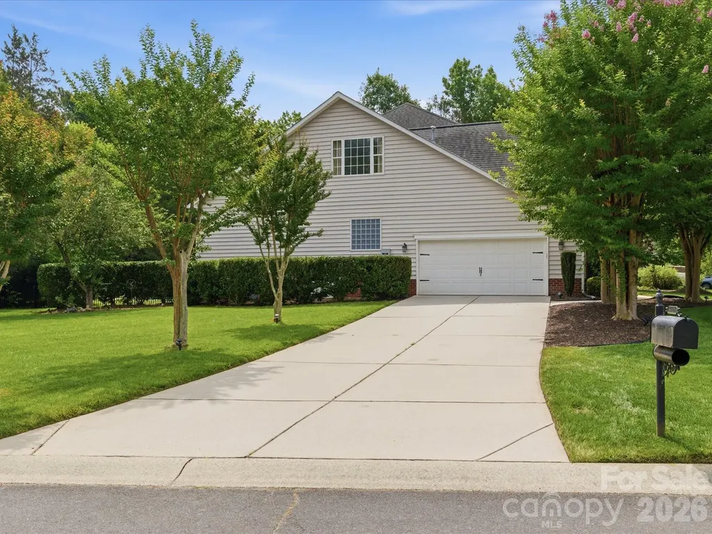 8603 Tintinhull Lane Waxhaw NC 28173