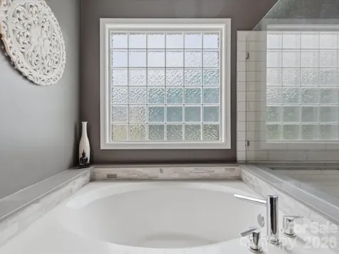 8603 Tintinhull Lane Waxhaw NC 28173