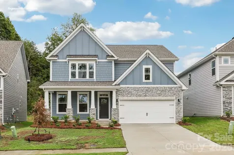 2840 Atwater Pond Circle Denver NC 28037