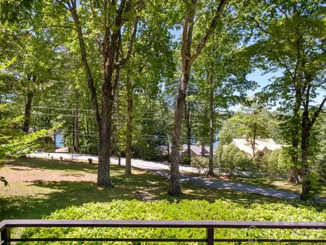 212 SE Shore Drive Lake Toxaway NC 28747