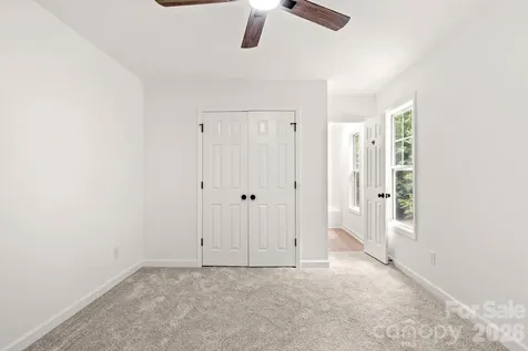 5536 Franklin Springs Circle Charlotte NC 28217