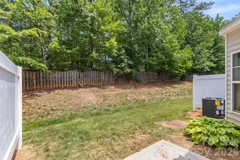 5536 Franklin Springs Circle Charlotte NC 28217