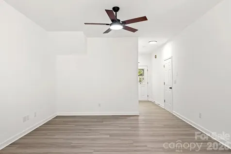 5536 Franklin Springs Circle Charlotte NC 28217