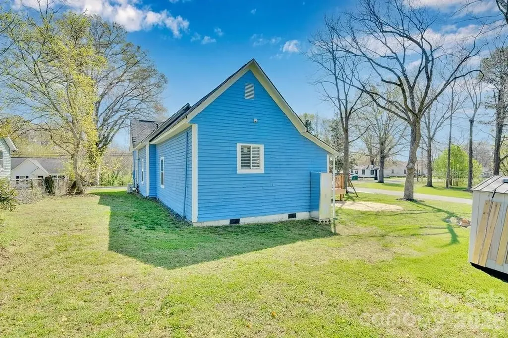 512 S 12th Street Bessemer City NC 28016