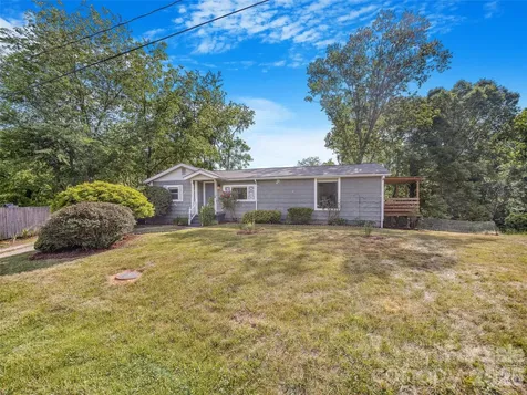 105 Smith Graveyard Road Asheville NC 28806