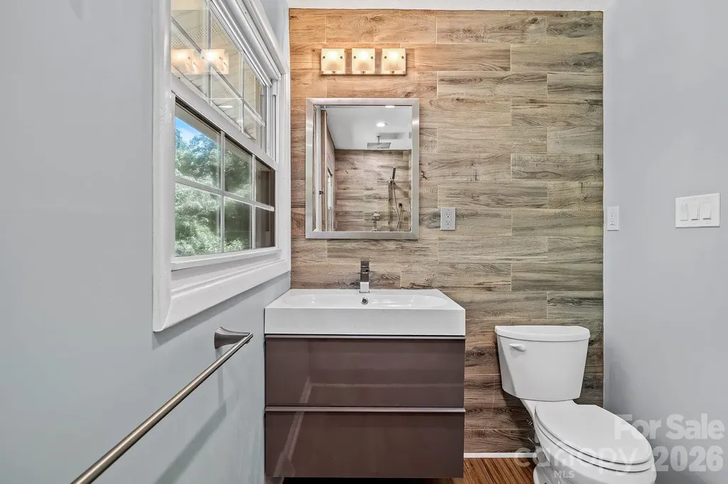 39 Grandview Road Asheville NC 28806