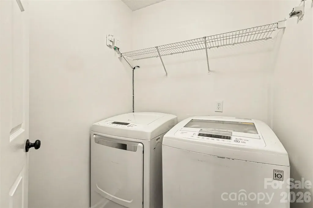 5833 Cougar Lane Charlotte NC 28269