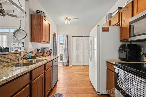 6219 Tyrel Lane Harrisburg NC 28075