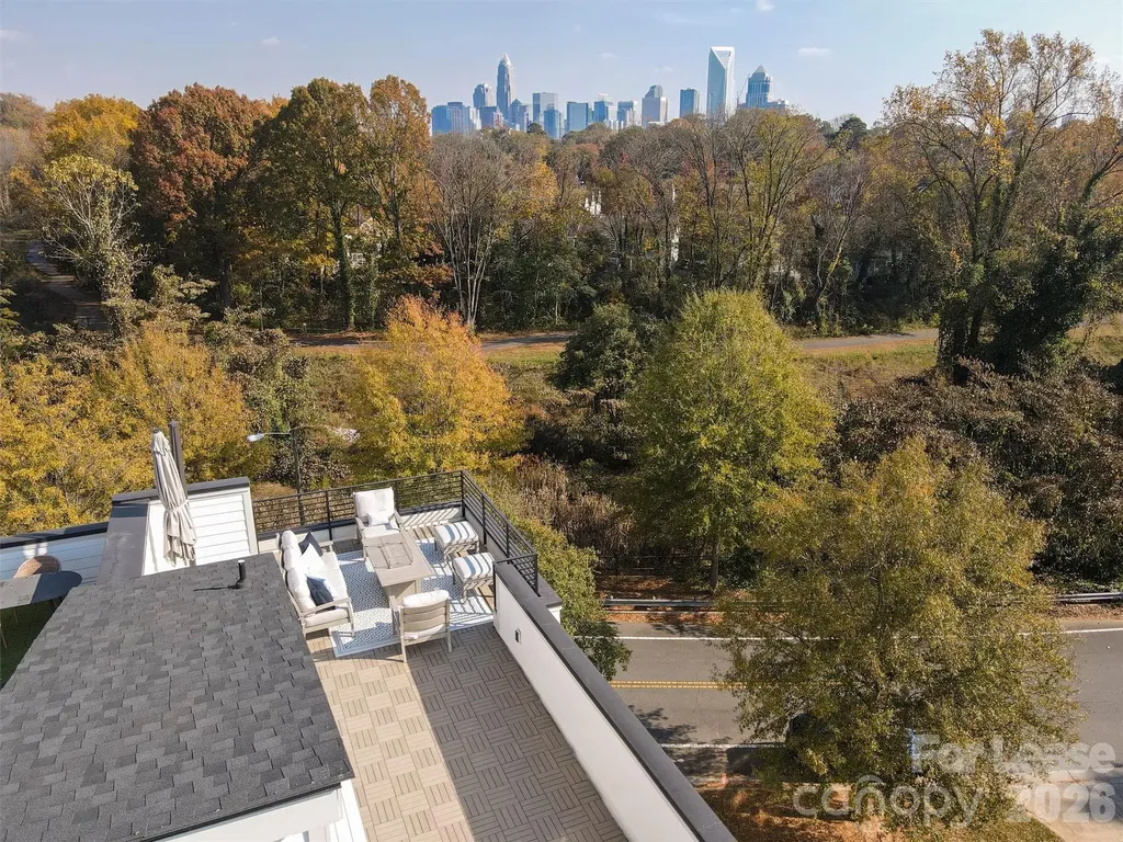 2319 Wesley Village Road Charlotte NC 28208