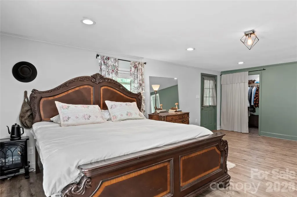 142 Pioneer Road Harmony NC 28634
