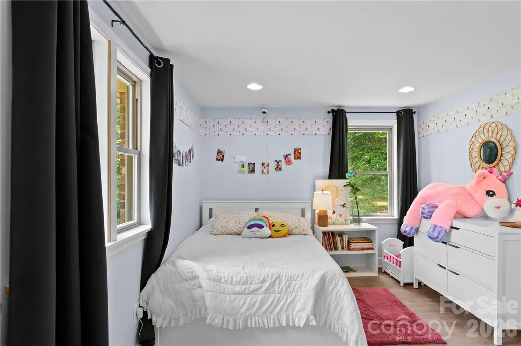 142 Pioneer Road Harmony NC 28634