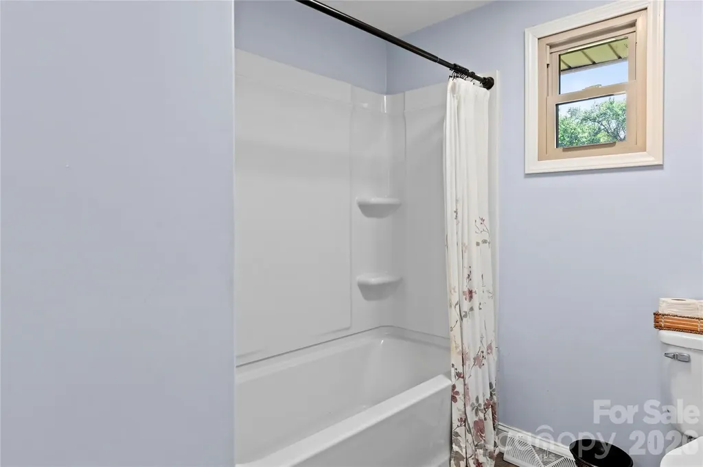 142 Pioneer Road Harmony NC 28634