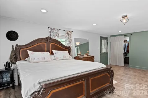 142 Pioneer Road Harmony NC 28634