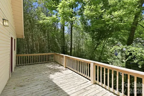 86 Annandale Avenue Asheville NC 28801