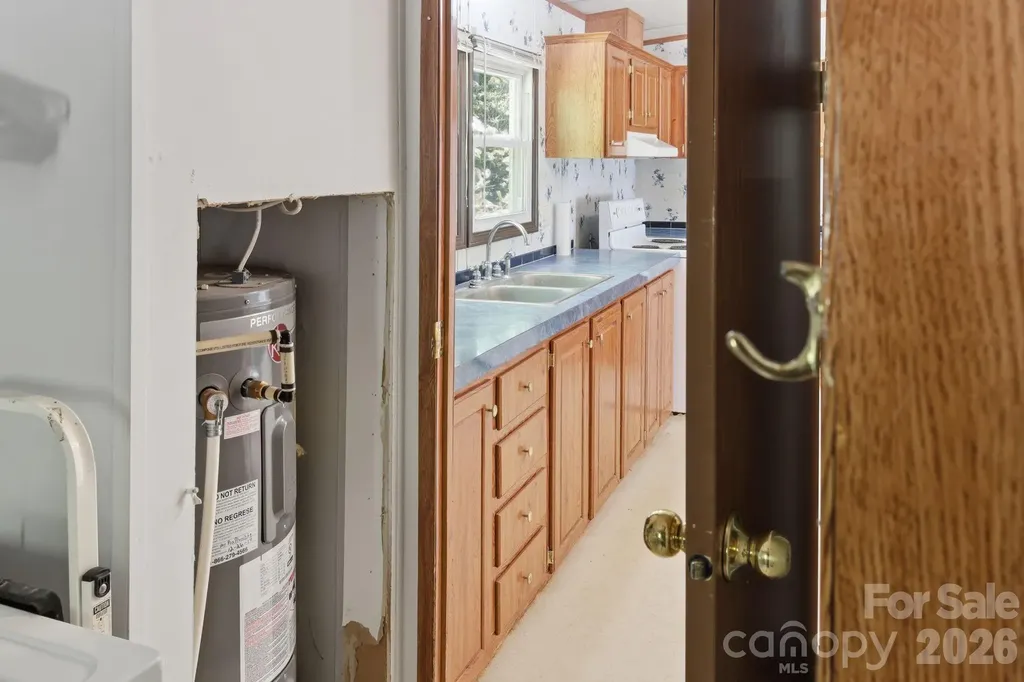 25 Glenn Lance Lane Fairview NC 28730