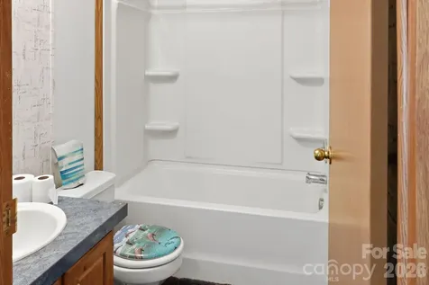 25 Glenn Lance Lane Fairview NC 28730