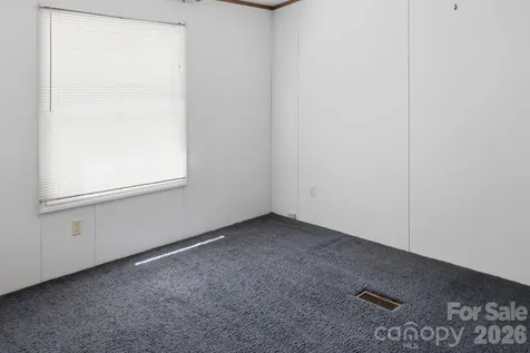 25 Glenn Lance Lane Fairview NC 28730