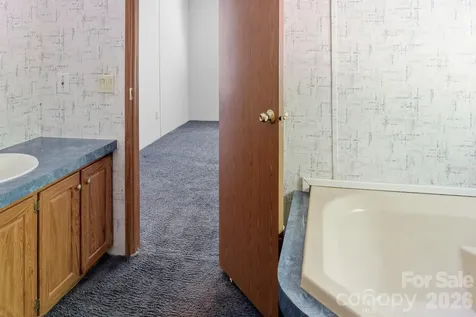 25 Glenn Lance Lane Fairview NC 28730