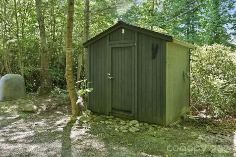 25 Glenn Lance Lane Fairview NC 28730