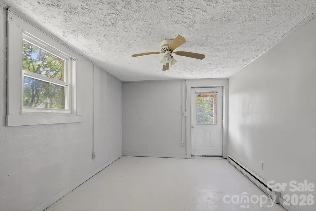 4024 Piney Road Morganton NC 28655