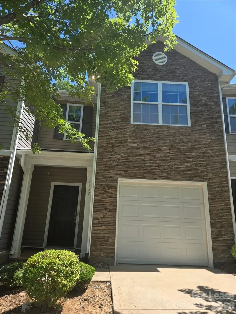 9138 Bradstreet Commons Way Charlotte NC 28215