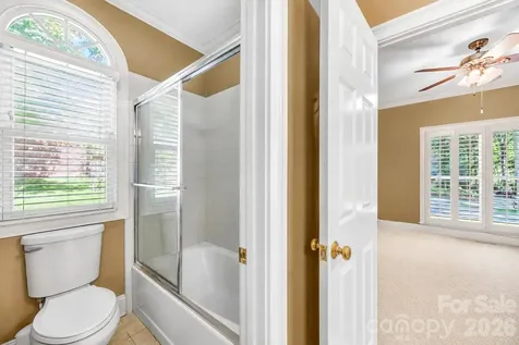 138 Woodstream Circle Mooresville NC 28117