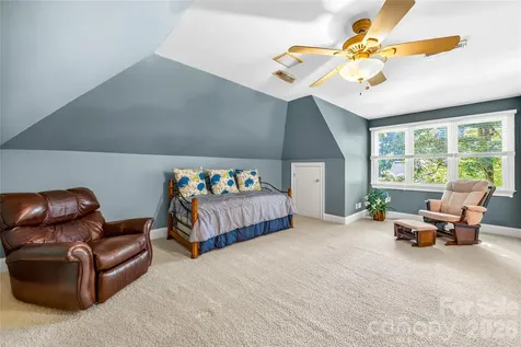 138 Woodstream Circle Mooresville NC 28117