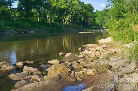 5373 Green River Cove Road Saluda NC 28773
