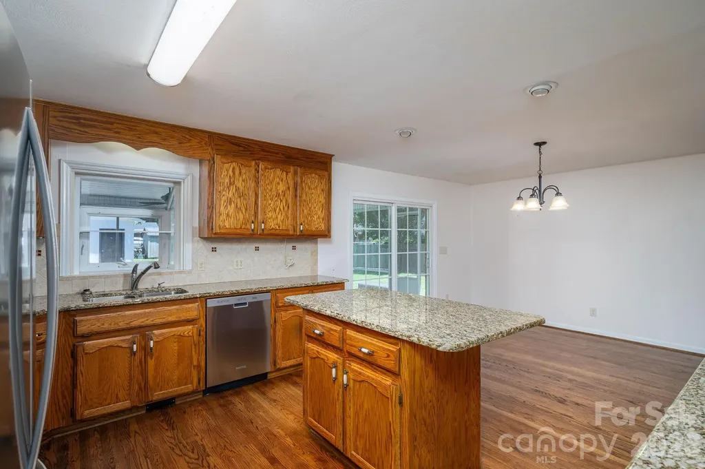 1920 Echo Lane Gastonia NC 28052