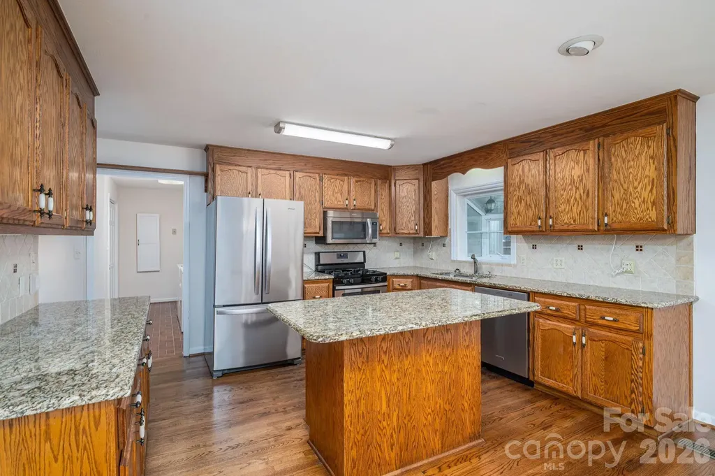 1920 Echo Lane Gastonia NC 28052